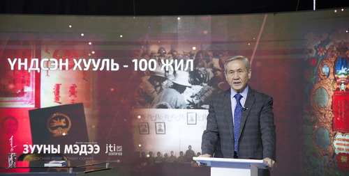 “Үндсэн хуулийн тогтолцоо маань улсын хөгжлийг хойш нь татаад байна”